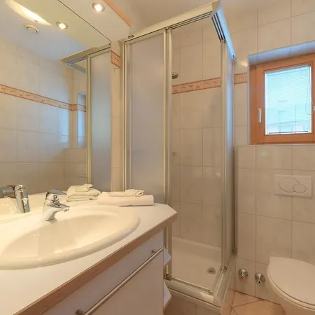 Aktiv Apartment *